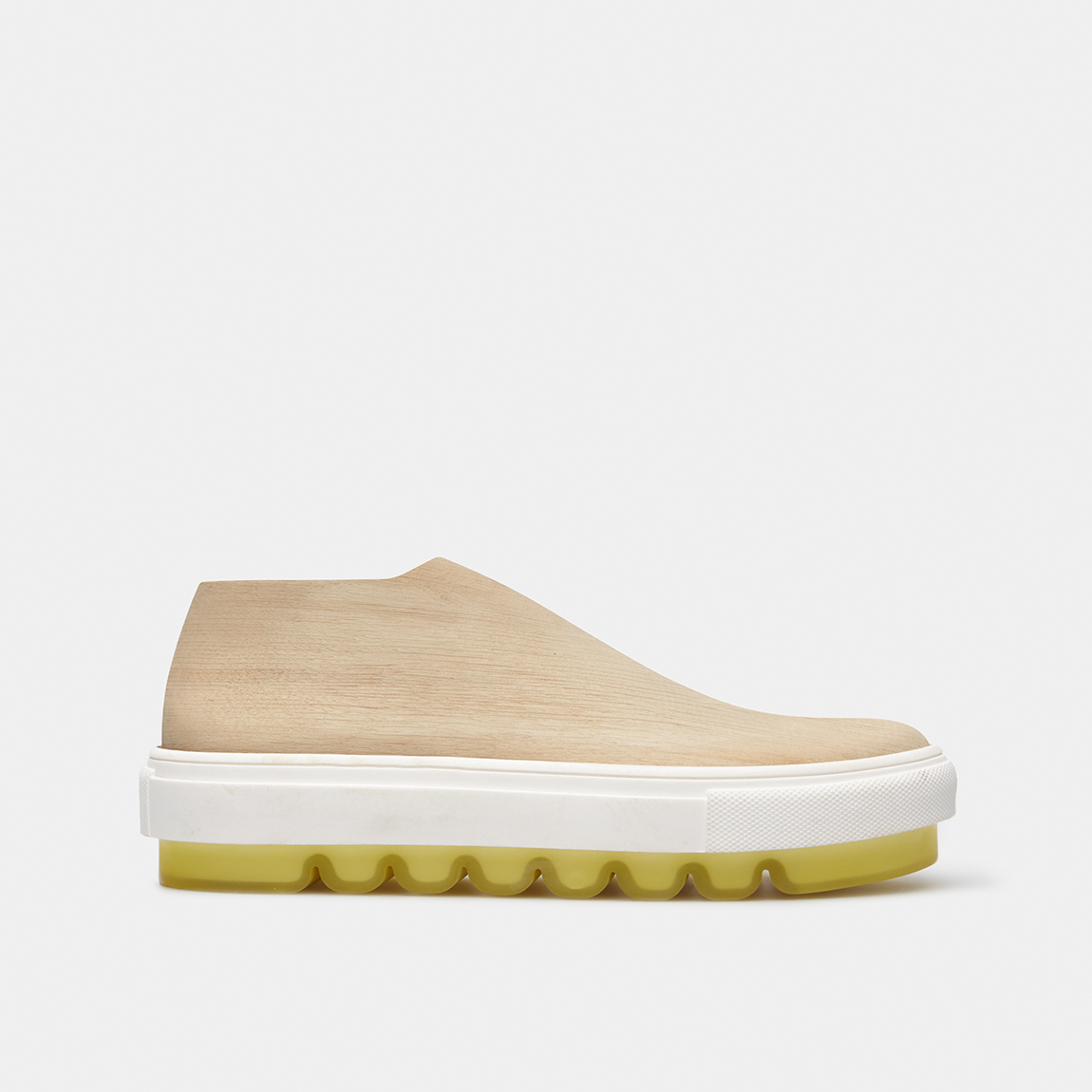Form Studio Sneakers